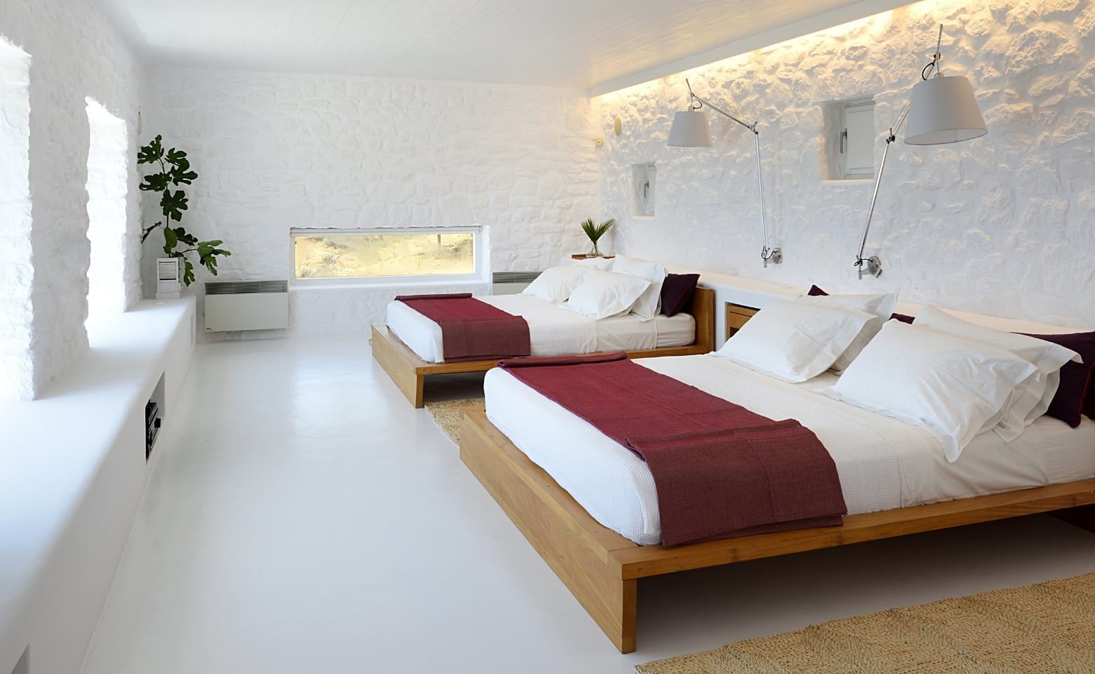 Guest bedroom